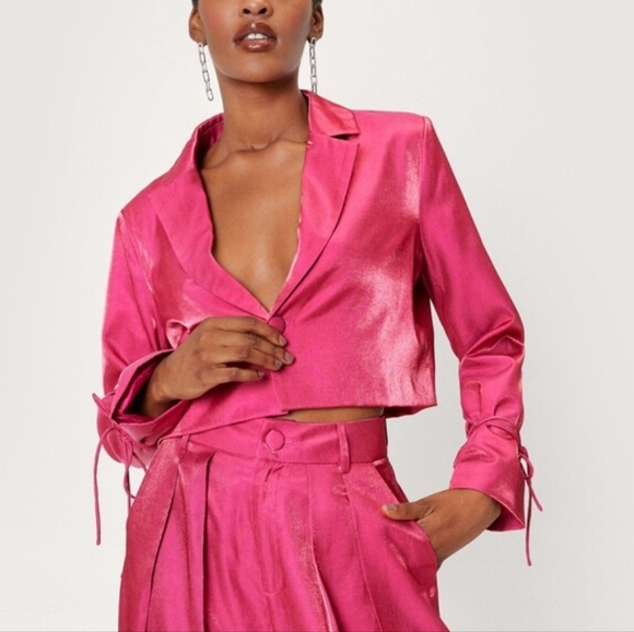 Jackets & Blazers - Nasty GAL SATIN SHIMMER  CROPPED BLAZER